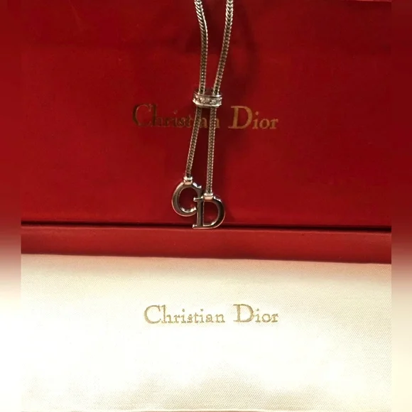 DIOR HANGING CD SILVER NECKLACE